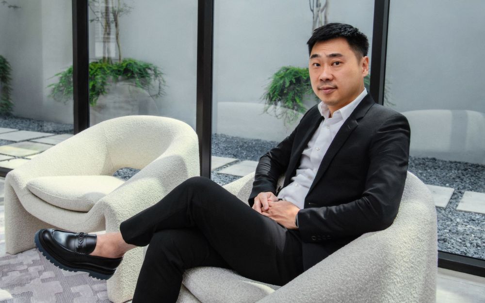 Thương Hiệu Charles & Keith : Lịch Sử & Đặc Điểm Nổi Bật - 5