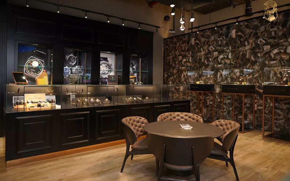 Top 10 Thương Hiệu Đồng Hồ Ý Nổi Tiếng, Phổ Biến Hiện Nay - 10