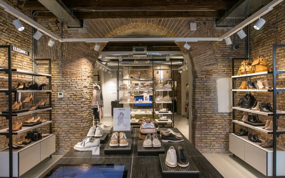 Top 10 Thương Hiệu Giày Boot Nổi Tiếng Hiện Nay [2026] - 7