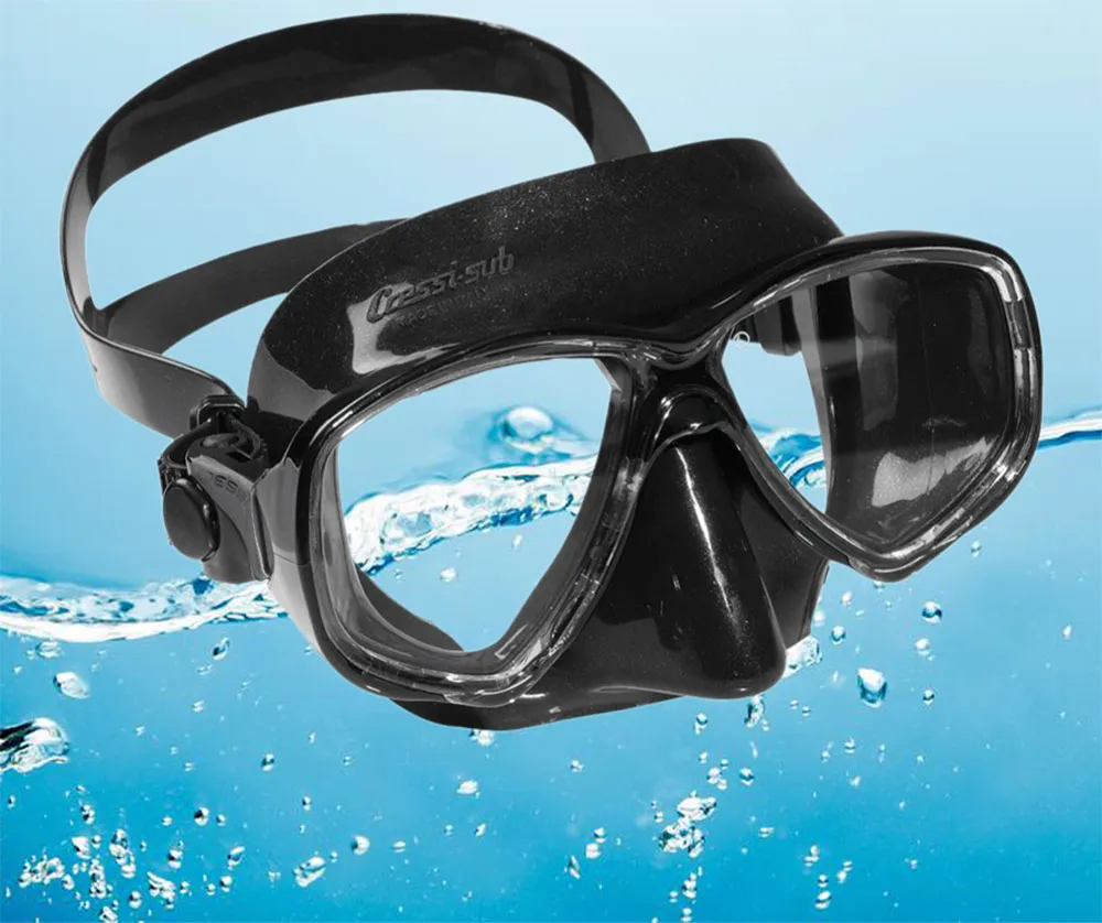 Top 10 thương hiệu kính bơi nổi tiếng hàng đầu thế giới - 17