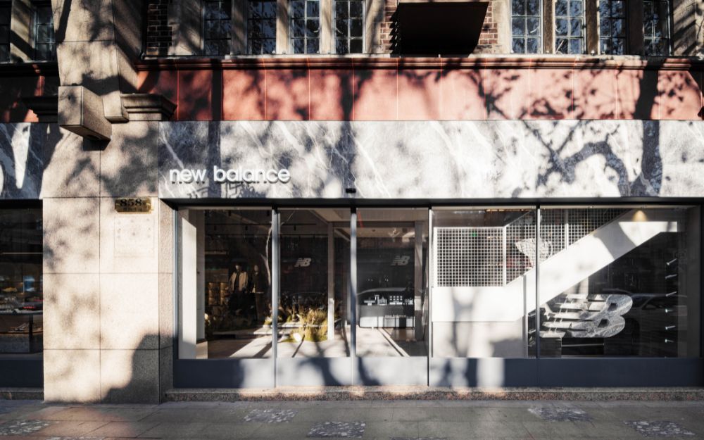 Top 15 Thương Hiệu Thời Trang Thể Thao Nổi Tiếng Hiện Nay 2026 - 17