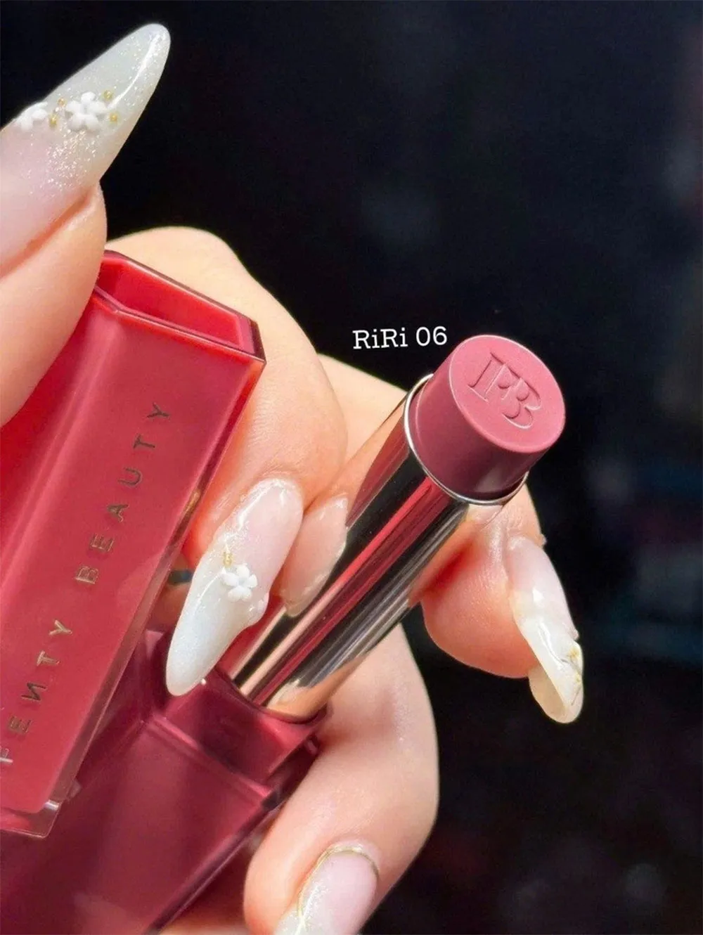 Top 7 Son Bóng Fenty Beauty Bán Chạy 2026 Căng Mọng, Dưỡng Môi Mềm Mịn - 10