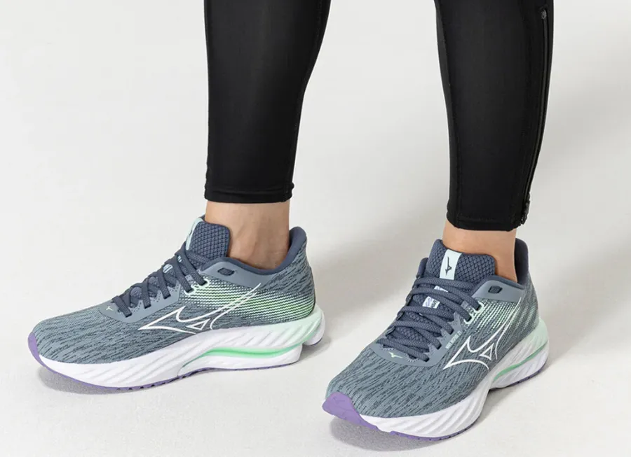 Đánh giá chi tiết về giày cầu lông Mizuno