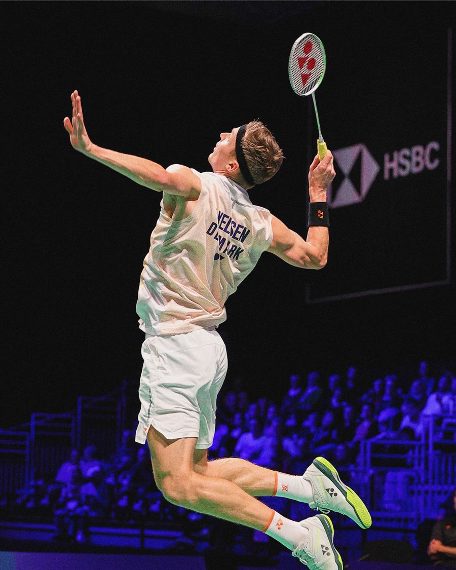 Yonex