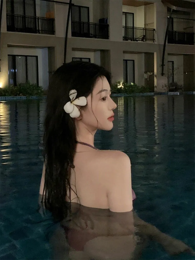 15 Cách Tạo Dáng Bên Hồ Bơi Đẹp, Thu Hút Cho Nam Nữ - 4