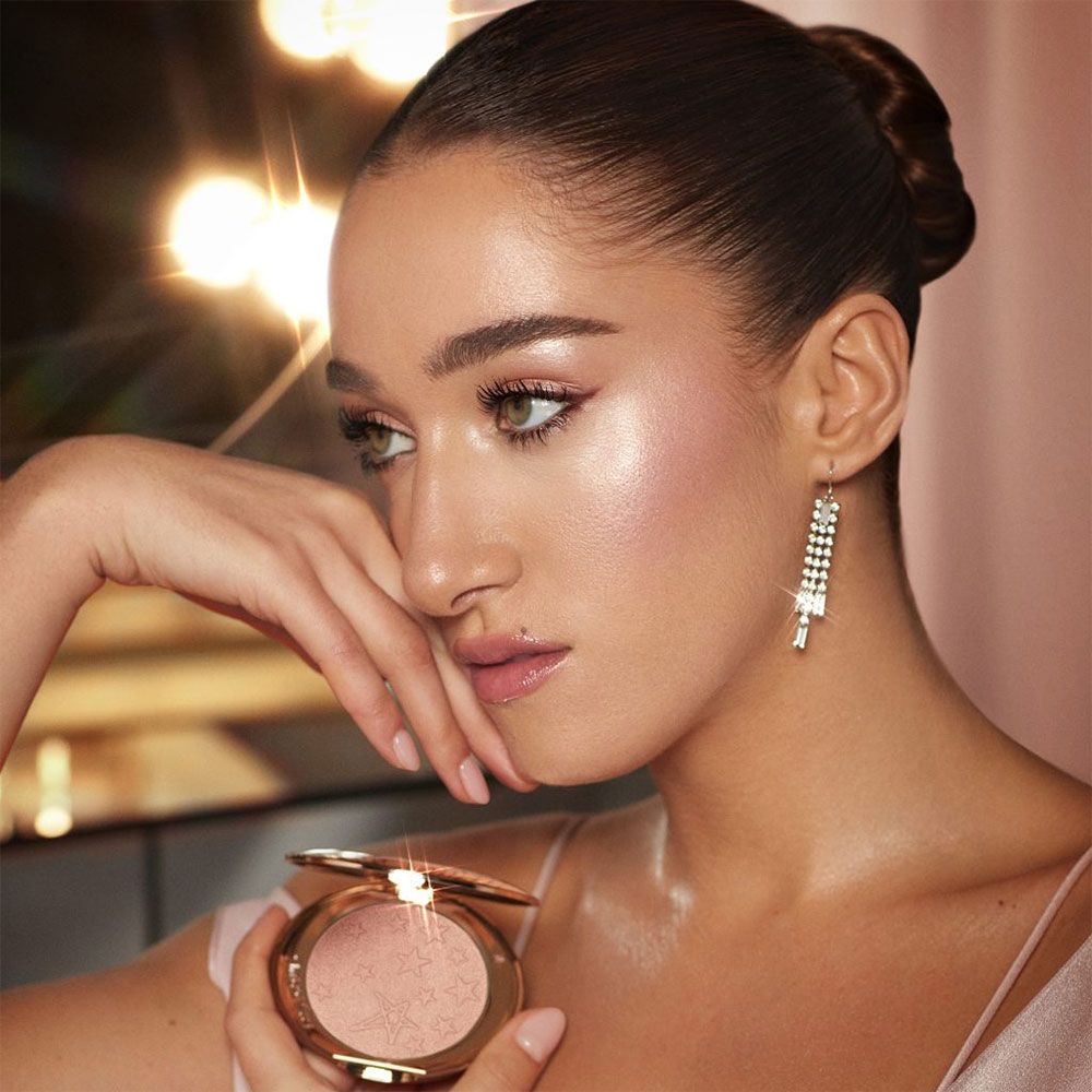 Inspire Makeup Là Gì? Cách Makeup Theo Concept Đẹp, Trendy Và Cuốn Hút - 1