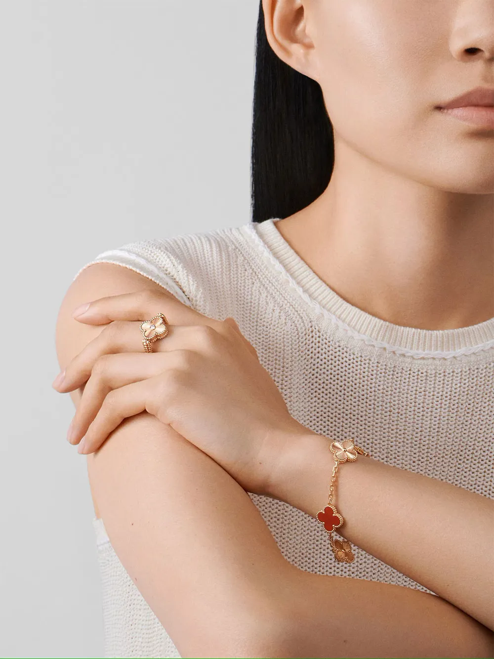 Top 5 mẫu lắc tay nổi tiếng, đứng đầu wishlist của các tín đồ trang sức - 8