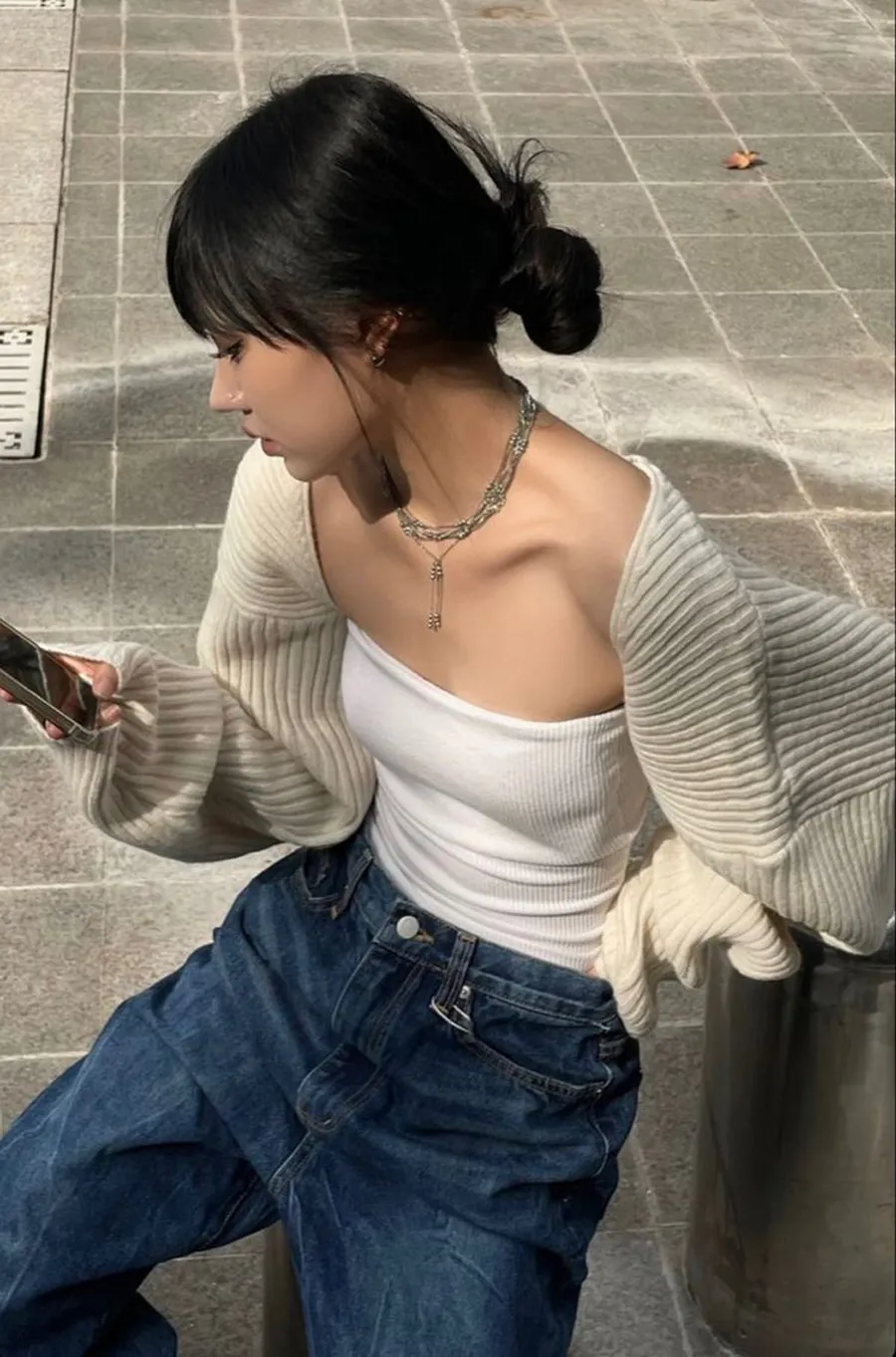 Hoodie bolero trong phong cách sporty và athleisure