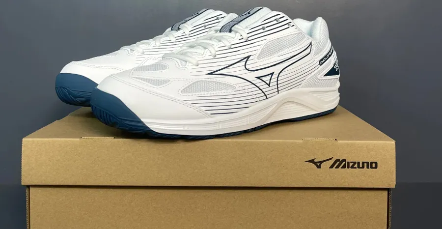 Tổng quan về giày cầu lông Mizuno