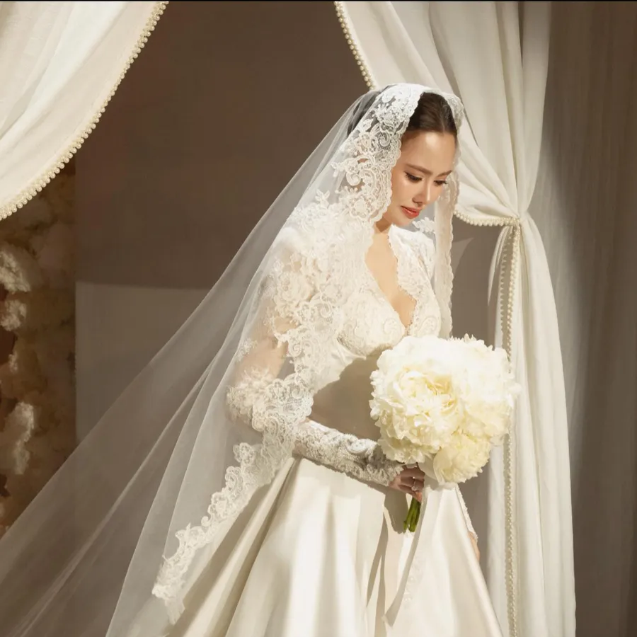 Chung Thanh Phong Bridal 