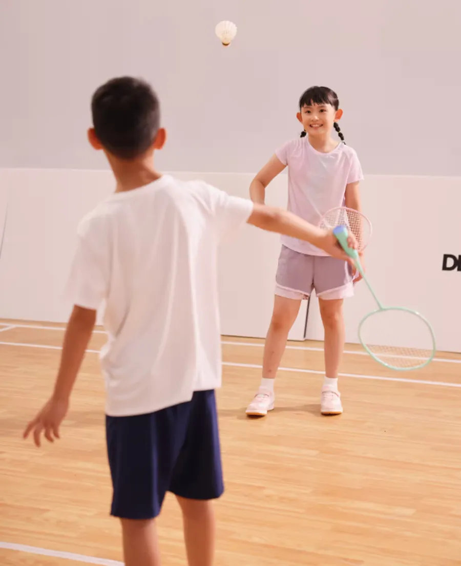 Cách chọn vợt cầu lông cho trẻ em phù hợp