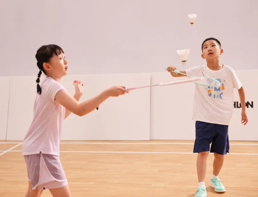 Cách chọn vợt cầu lông cho trẻ em phù hợp