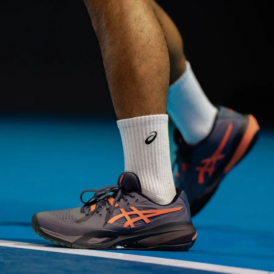 Khi Nào Nên Chọn Giày ASICS Bản Rộng