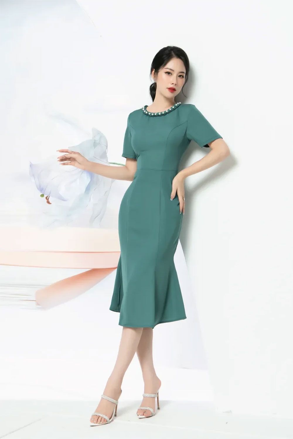 Các Kiểu Váy Dự Tiệc Đẹp, Sang Trọng Mà Nàng Có Thể Tham Khảo - 9
