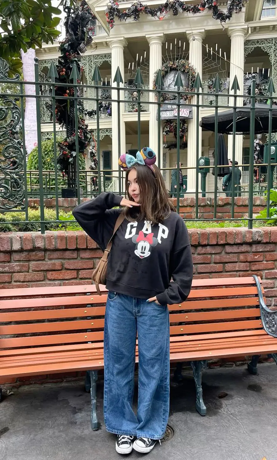 Hoodie phối quần legging hoặc jogger