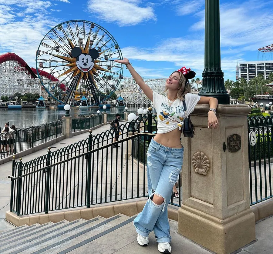 Set đồ thể thao năng động theo phong cách athleisure