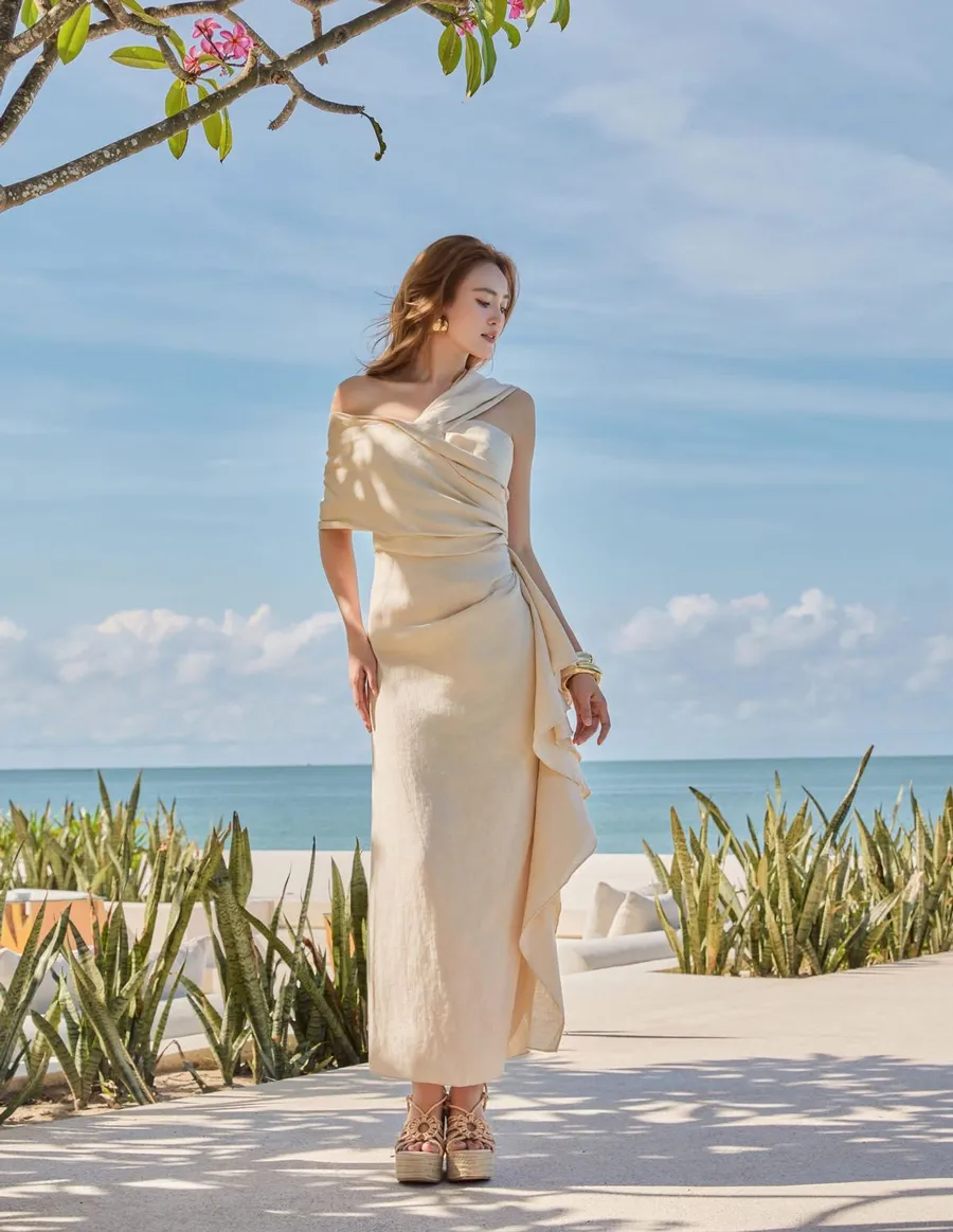 Váy Lệch Vai Hiện Đại