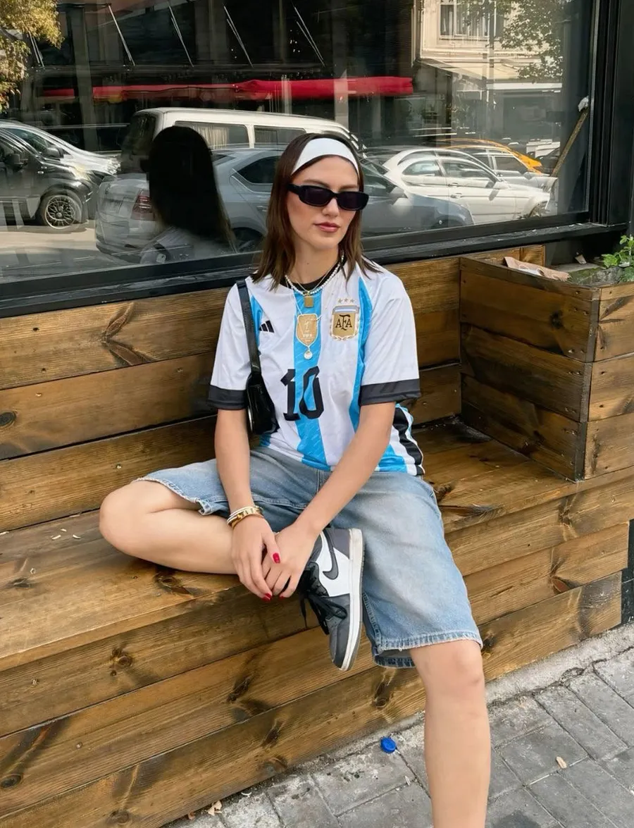 Phối Đồ Phong Cách Sporty-Chic 