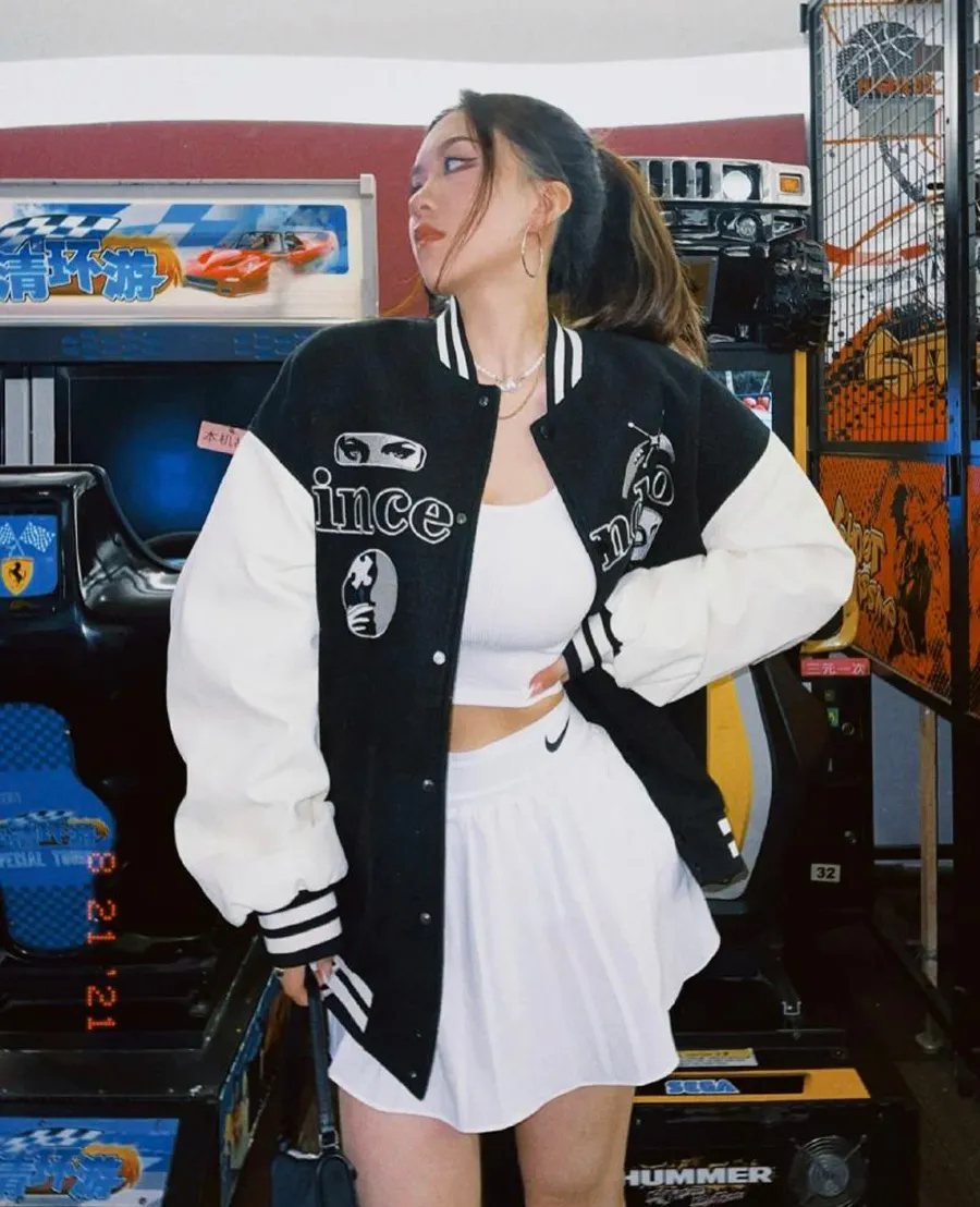 Varsity Jacket Phối Với Chân Váy Tennis