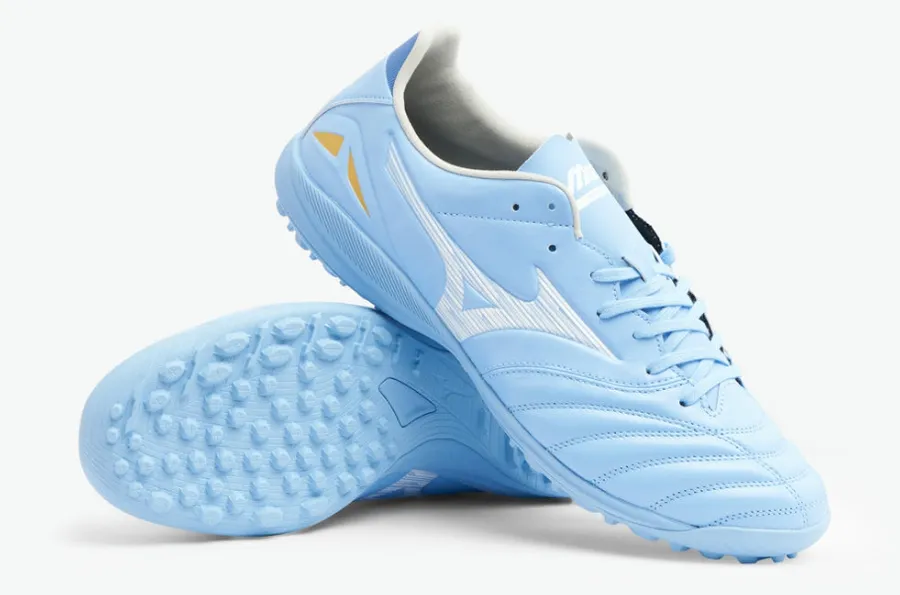 Giày đá bóng Mizuno Morelia và Morelia Neo 