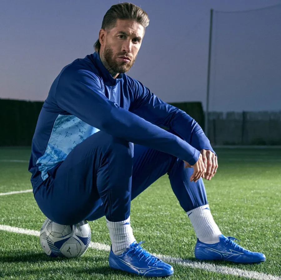 Vì sao giày đá bóng Mizuno được nhiều cầu thủ yêu thích