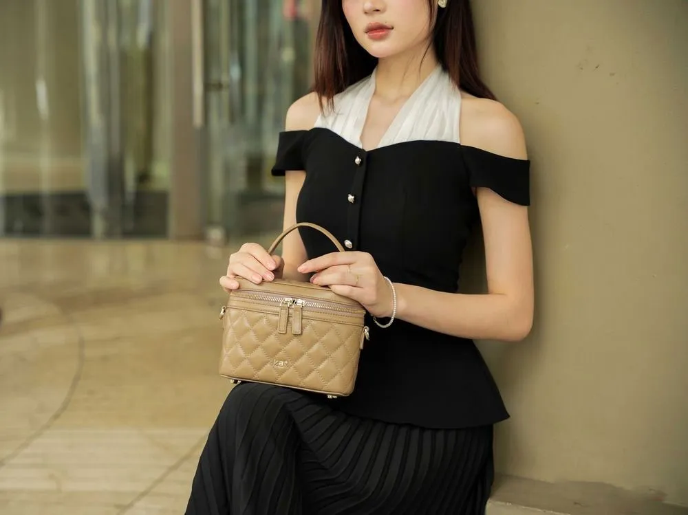 Top 9 túi xách dạng hộp cho nữ bán chạy, dễ phối đồ  - 1