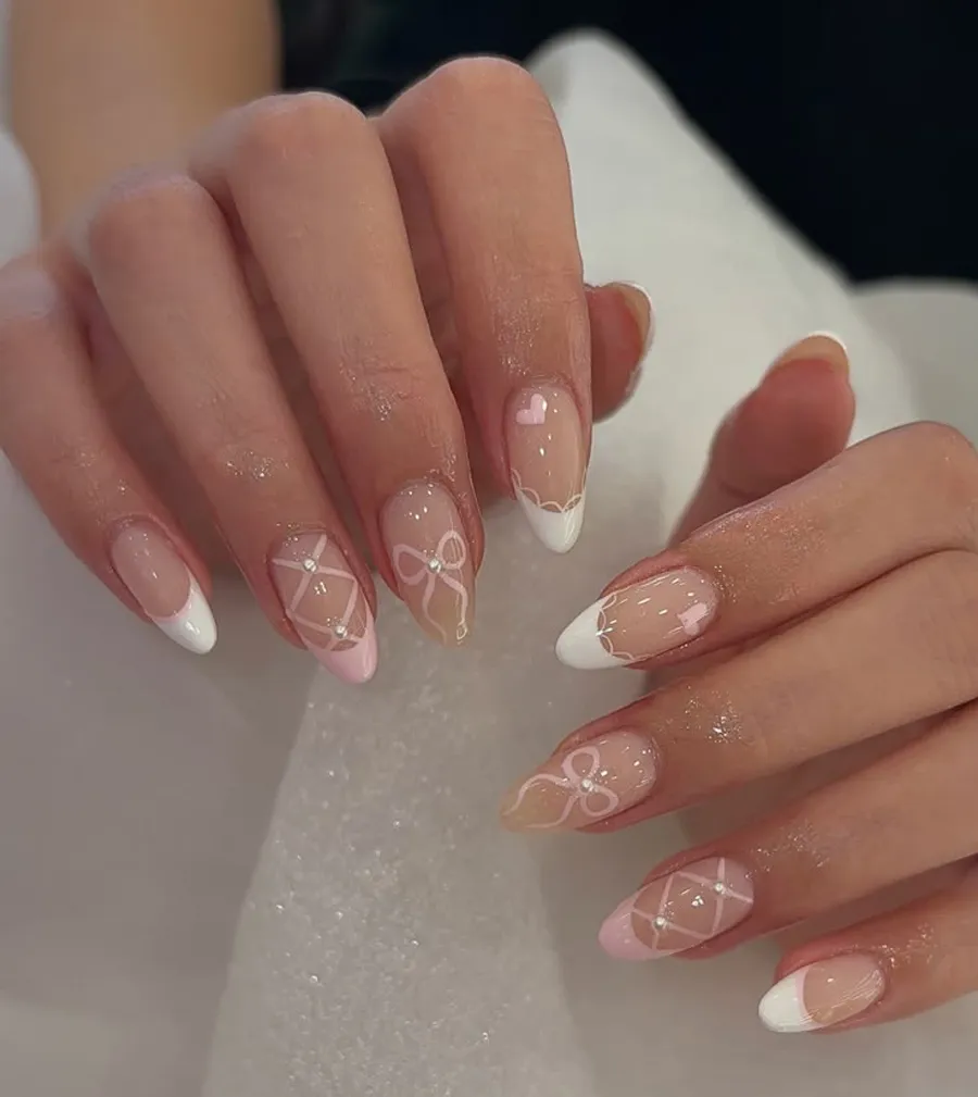 Ballet nails French đầu móng