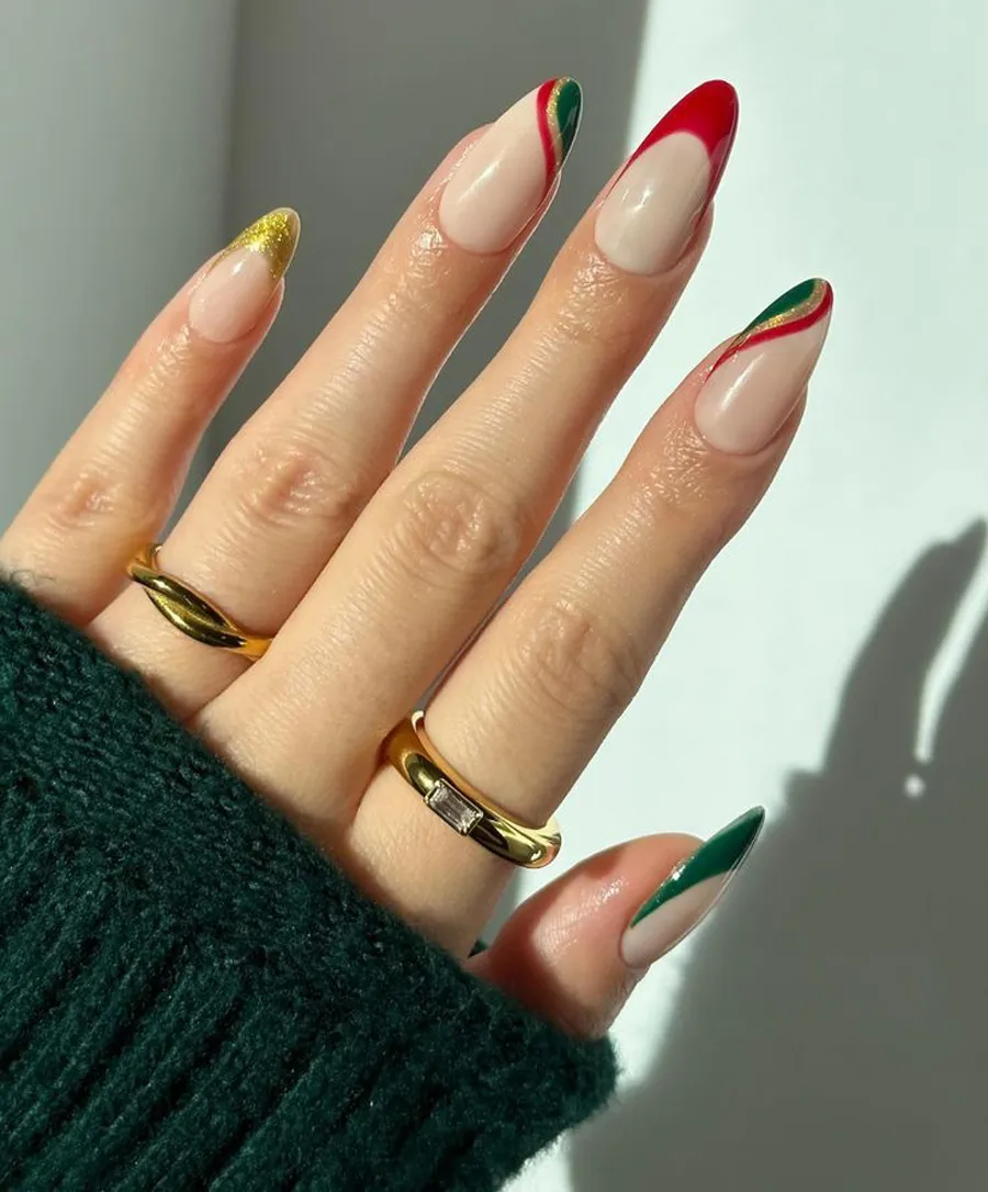 Nail retro mang đậm tinh thần thể thao