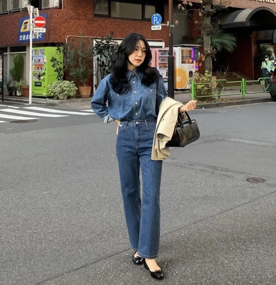 Quần ống đứng phối áo sơ mi denim