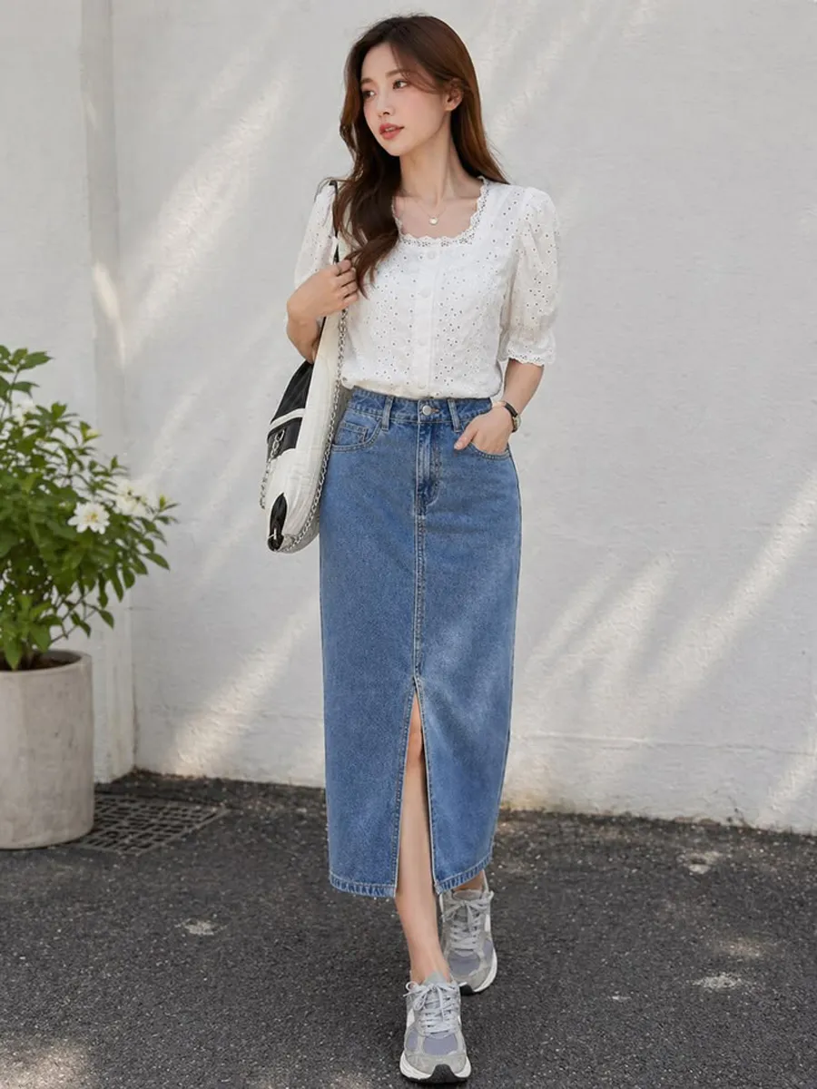 Áo sơ mi tay bồng phối chân váy jean đuôi cá