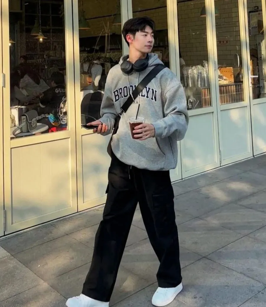 Áo hoodie mỏng phối quần jogger