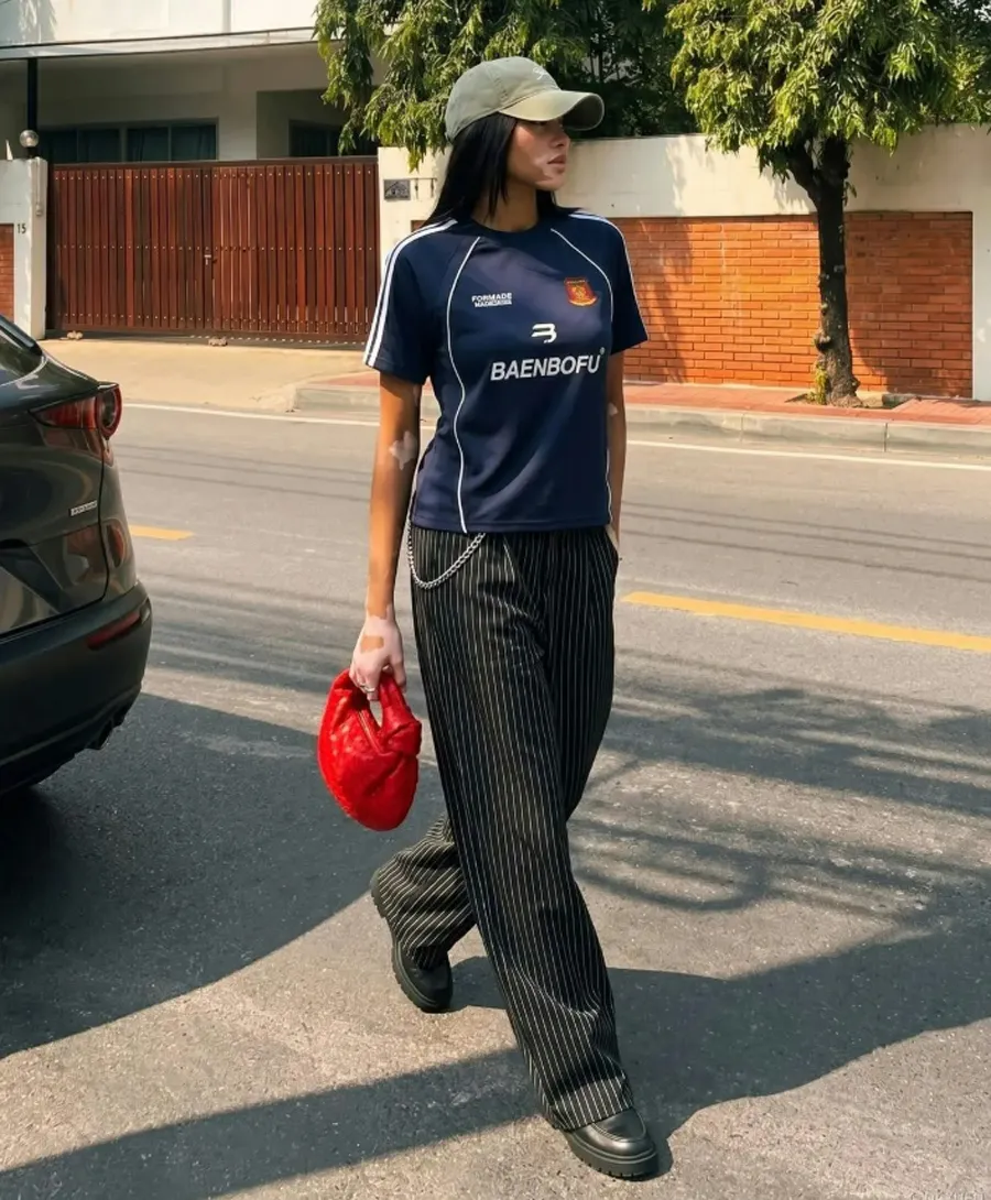 Phối jersey theo phong cách công sở hiện đại