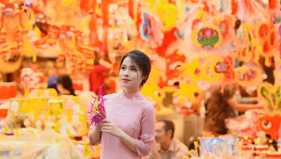 Chọn trang phục phù hợp cho đêm Trung Thu