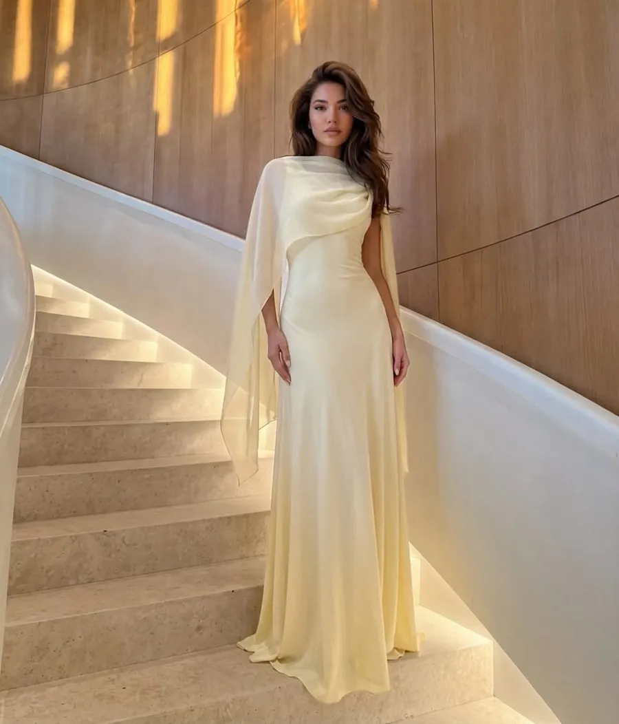 Đầm dạ hội cape (áo choàng liền váy)