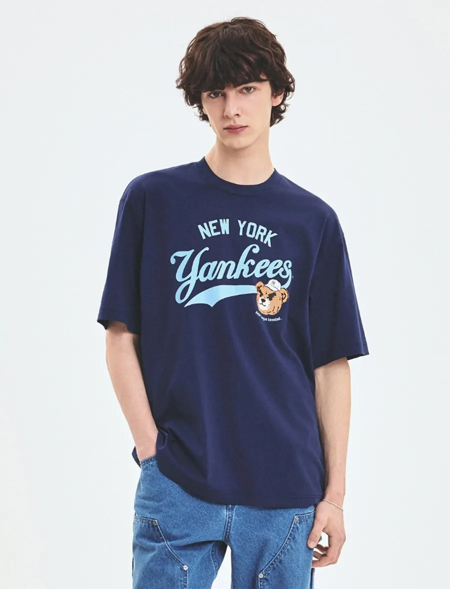 Áo thun MLB Varsity Mega Bear Overfit