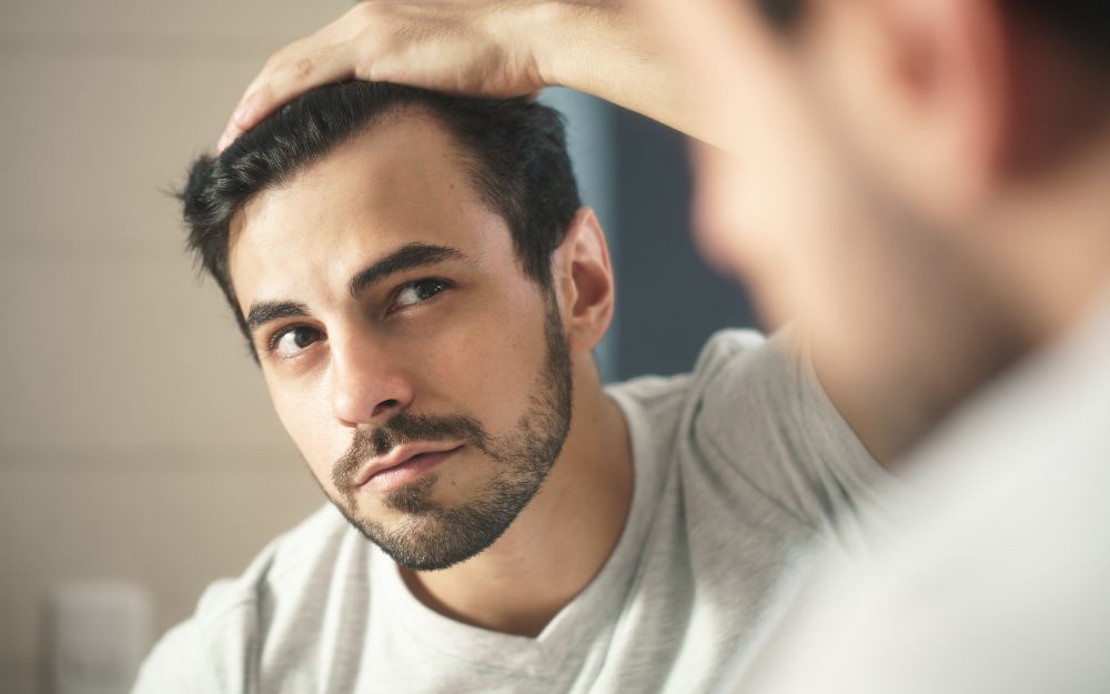 Nên Vuốt Sáp Khi Tóc Khô Hay Ướt? Bí Quyết Tạo Kiểu Không Bết Dính - 2