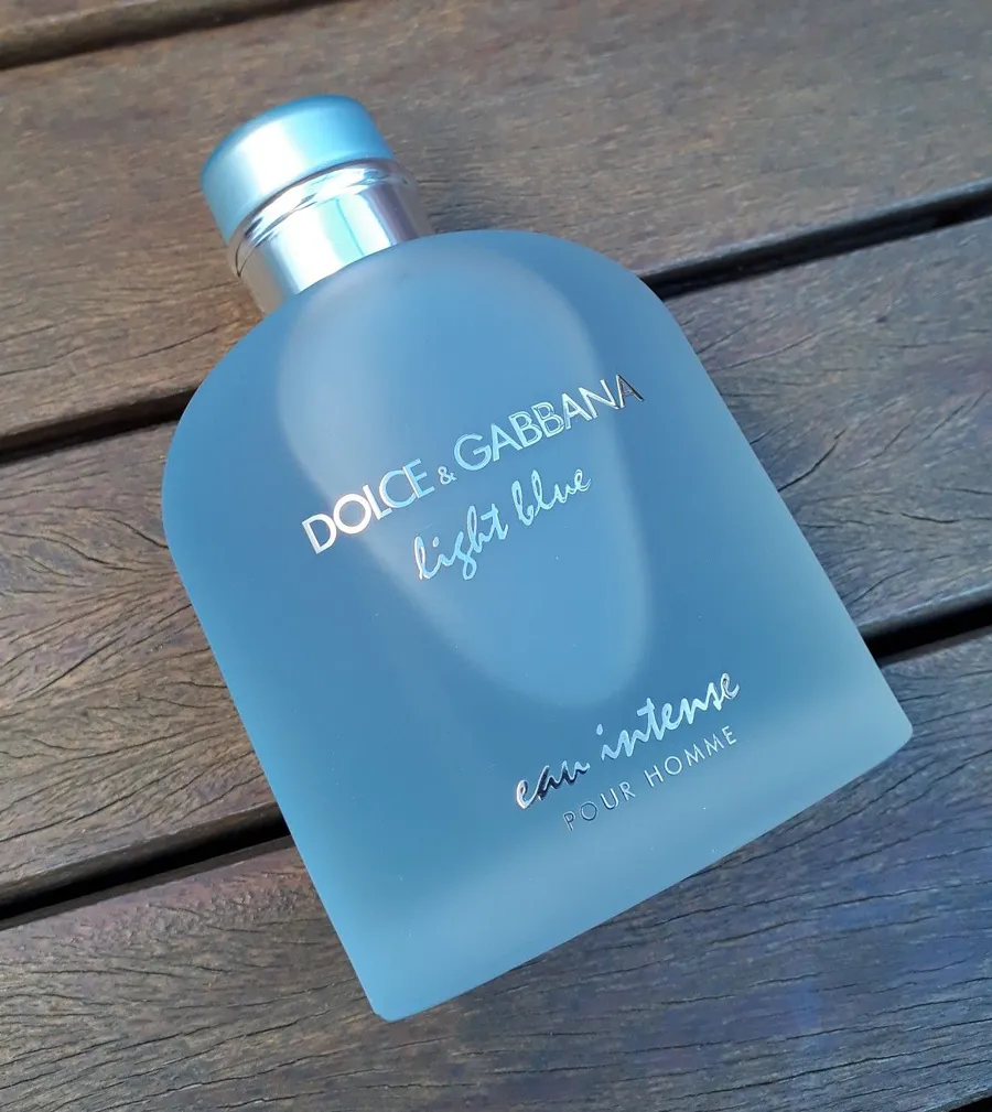 Dolce & Gabbana Light Blue Eau Intense Pour Homme