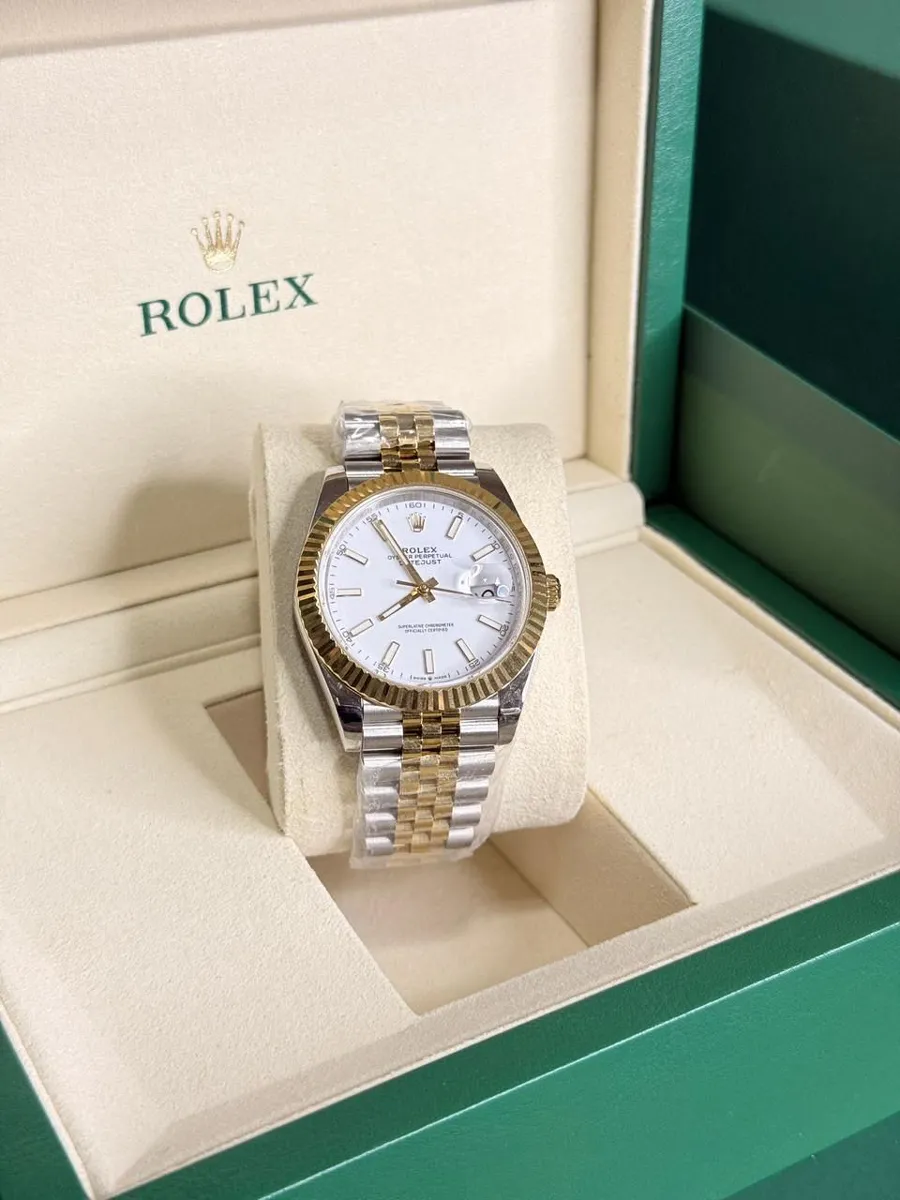 Đồng hồ Rolex chính hãng giá bao nhiêu? Mức giá khởi điểm