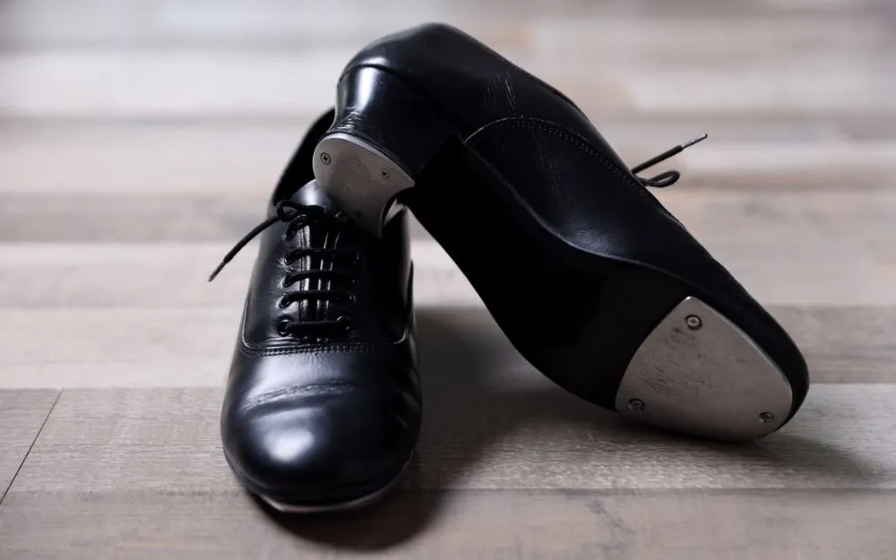 Giày Oxford Và Derby Khác Nhau Thế Nào? Bạn Nên Chọn Loại Nào? - 1