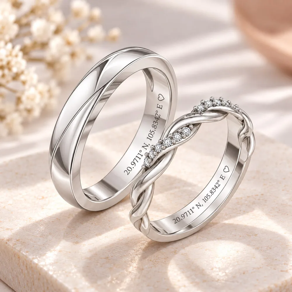 Khắc tọa độ địa lý ghi dấu kỷ niệm