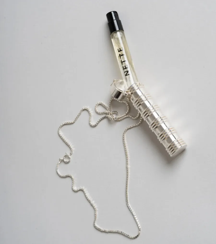 Dévé The Perfume Necklace