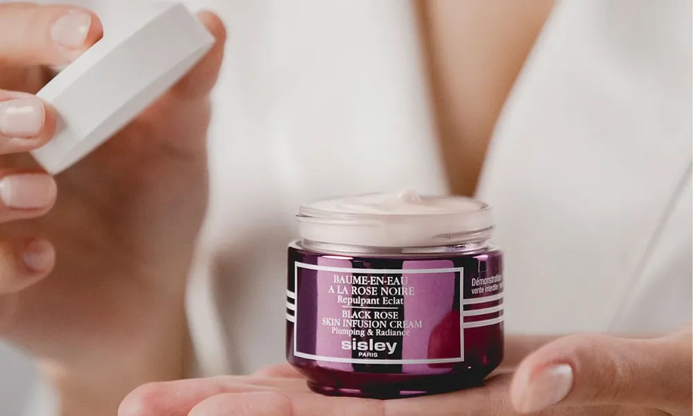 Sisley Black Rose Review Chi Tiết: Có Đáng Mua Không? - 5