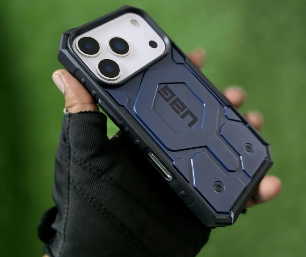 UAG (Urban Armor Gear)