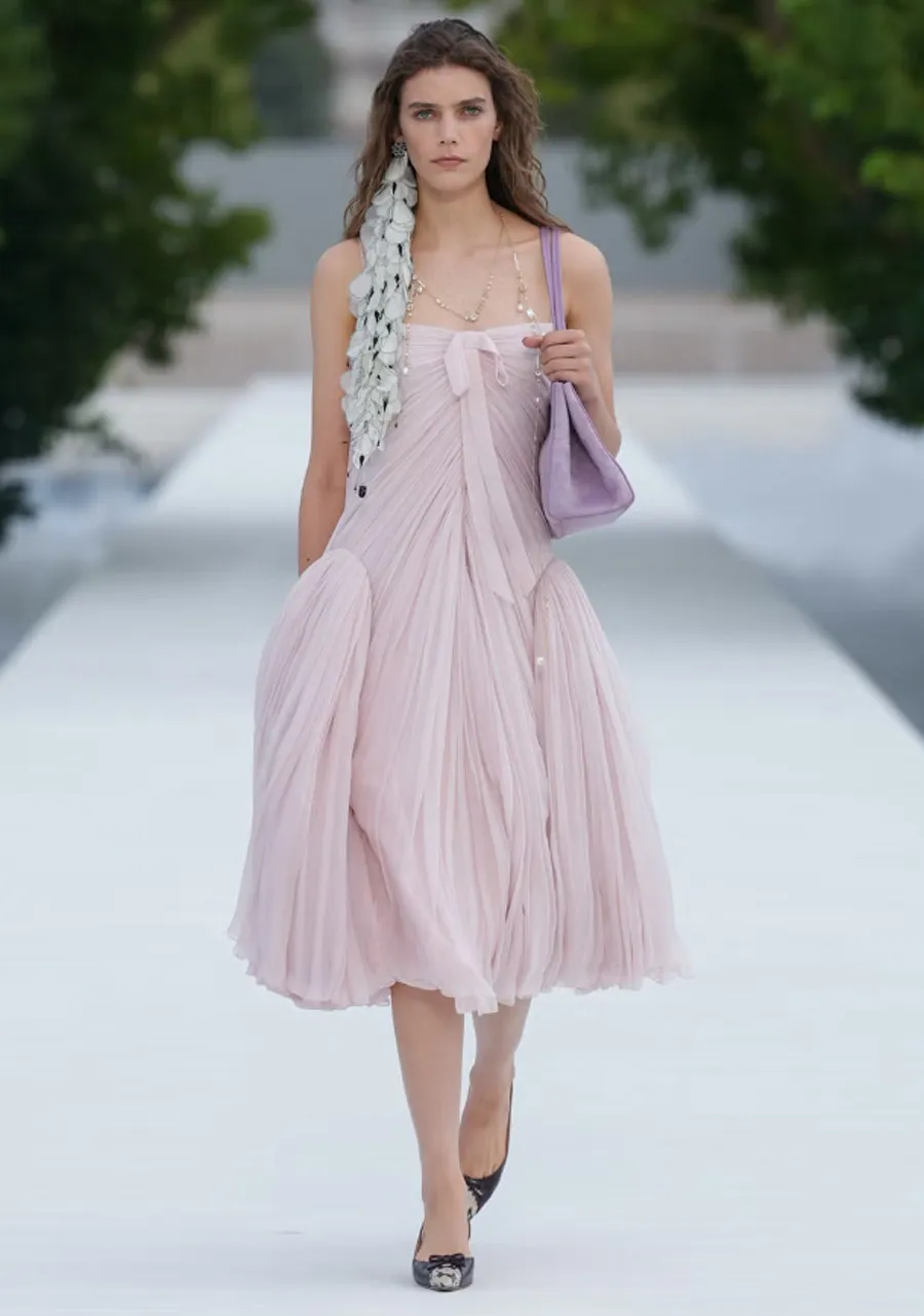 Di sản Dior được nhìn bằng một góc nhìn mới