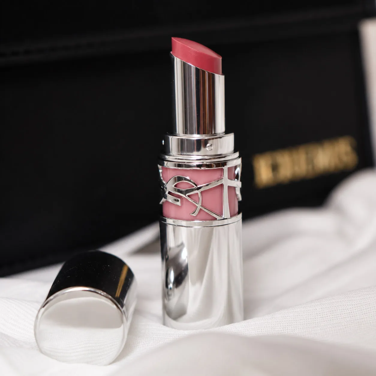 So Sánh Dior Addict Lip Maximizer 009 Và YSL Loveshine Candy Glow 5B