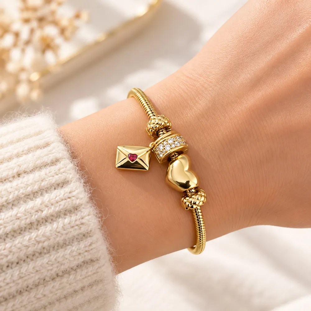 Vòng tay charm cao cấp