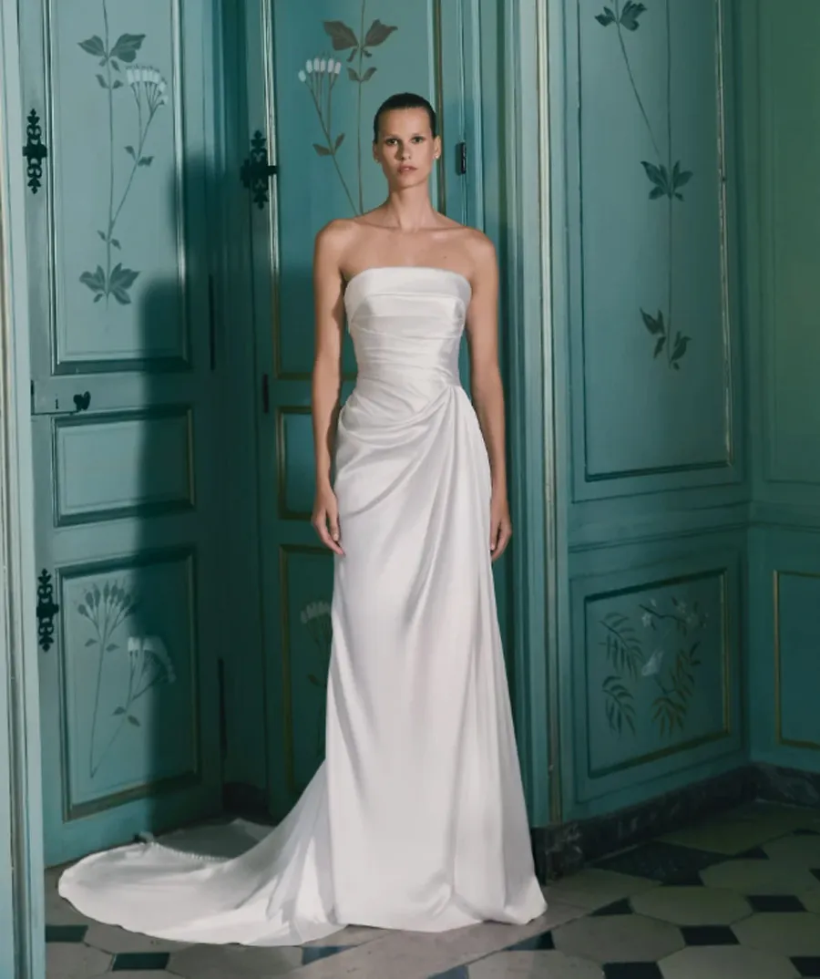 xu hướng váy cưới tại New York Bridal Fashion Week 2027