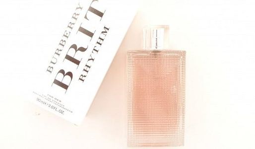 danh-gia-nuoc-hoa-burberry-brit-rhythm-huong-oai-huong-ngot-ngao-thuan-khiet