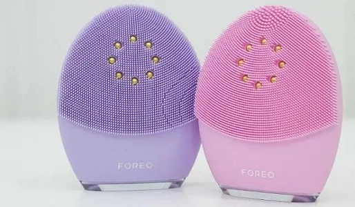 review-may-rua-mat-foreo-luna-3-plus-co-gi-noi-bat-so-voi-luna-3