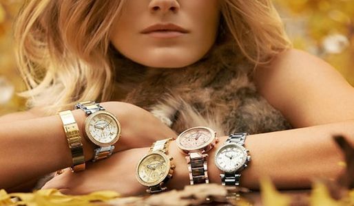 dong-ho-michael-kors-cua-nuoc-nao-gia-bao-nhieu-chat-luong-co-tot-khong